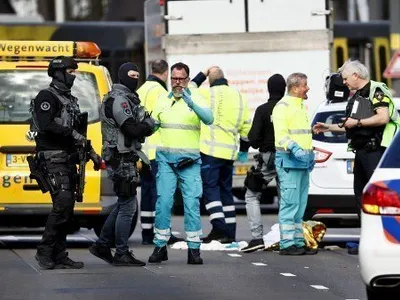 Piața unde a avut loc atentatul a fost izolată de poliție. Foto AFP