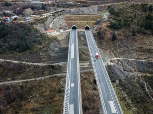 Un nou drum, mult mai rapid, pentru românii care merg în vacanță în Thassos sau Halkidiki - Foto: carandmotor.gr