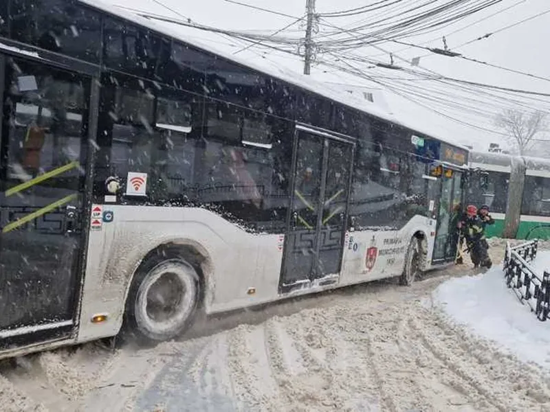 Vremea face ravagii în Moldova! Școlile se vor închide din cauza fenomenelor meteo, la Iași - Foto: Facebook