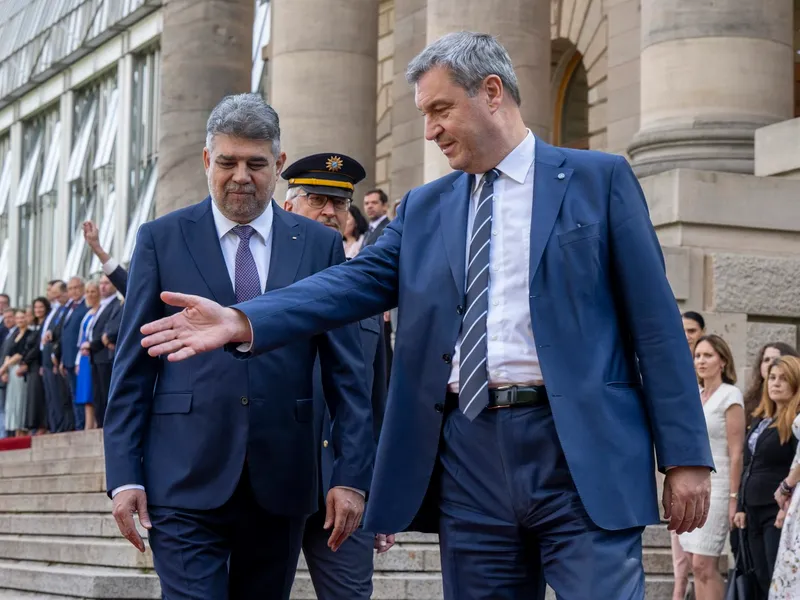 De ce l-a invitat Ciolacu pe premierul Bavariei la Castelul Bran? „Indiferent cât usturoi mâncăm” - Foto: Profimediaimages.ro