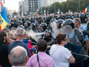 Protestul Diasporei din Piața Victoriei. Foto: Inquam Photos