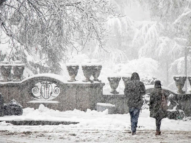 METEO Cod galben de ninsori și viscol în 11 județe. Se așteaptă depuneri masive de zăpadă - Foto: Profimedia images