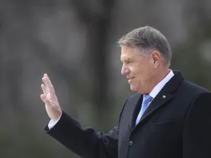 VIDEO Prima apariție a lui Klaus Iohannis după demisie. Unde a fost văzut fostul președinte