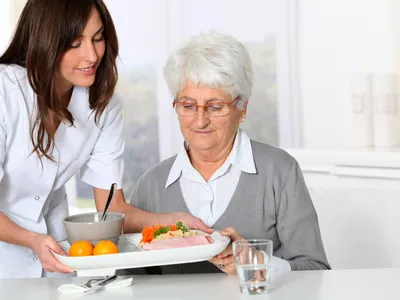 Cele 5 alimente din bucătărie care îi scapă pe PENSIONARI de părul alb. Conține vitamina A - Foto: Profimedia Images (imagine cu rol ilustrativ)