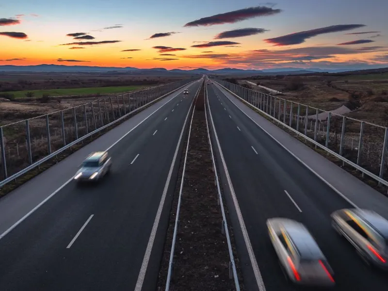 Vești proaste pentru românii ce merg în Grecia. Viteza maximă pe autostradă în Bulgaria, schimbată Foto: Vinette,bg (fotografie cu caracter ilustrativ)