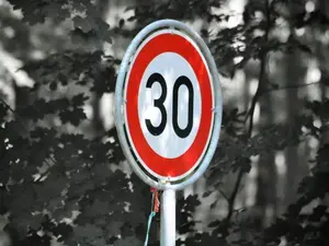 Maximum 30 km/h pe prima bandă: cele trei argumente ale Primăriei. E bine sau nu?/FOTO: ziaruldeiasi.ro