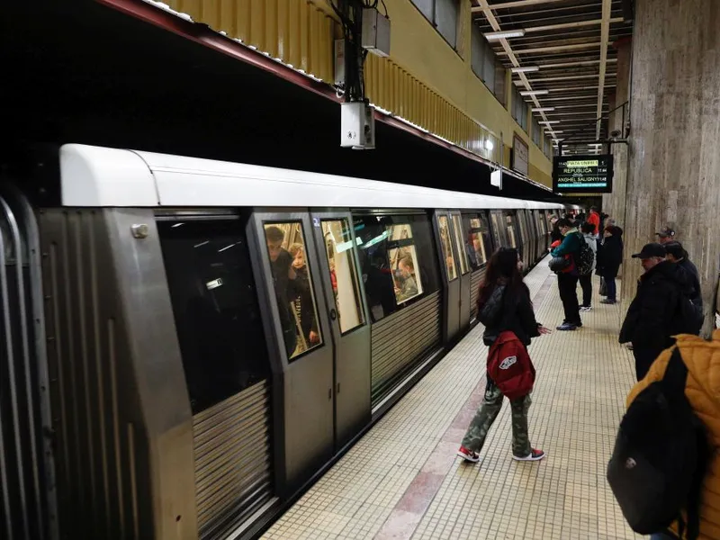 Unde s-ar mai putea construi o staţie de metrou, în Bucureşti. Care este autoritatea de care depinde - Foto: INQUAM PHOTOS/George Călin