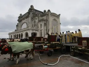 Jandarmeria anunţă că la slujba de Bobotează pot participa 3.000 de persoane/FOTO: Facebook