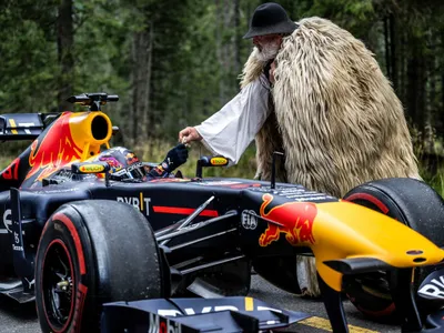 Oracle Red Bull Racing a realizat un clip senzațional cu un monopost de F1 pe Transalpina. / Foto: Red Bull Racing