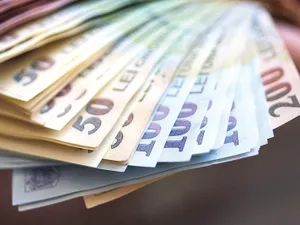 Salariile din administrație au explodat, dar serviciile oferite au rămas la fel de proaste