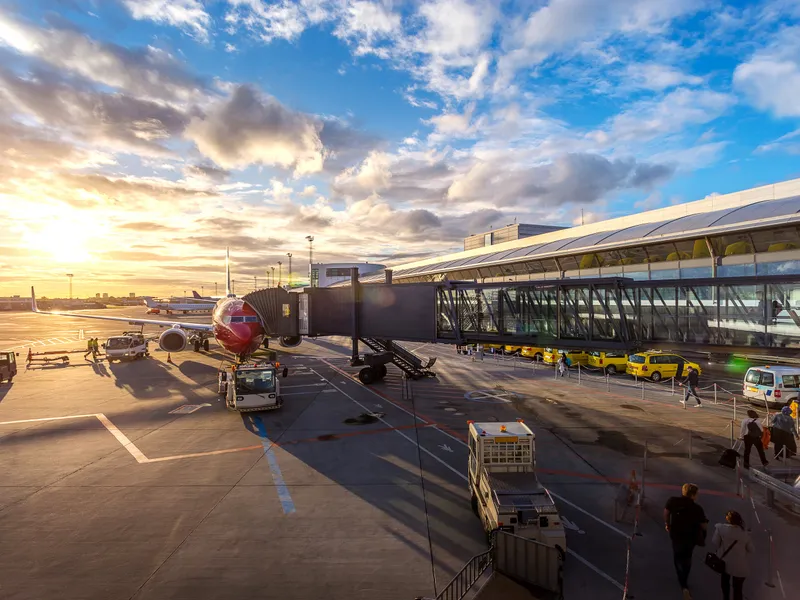 Aeroport- Foto: PEXELS PHOTOS/ Tanathip Rattanatum