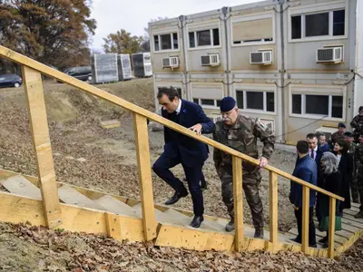 Ministrul francez al Apărării, în vizită la Cincu. / Foto: Inquam Photos / Alex Nicodim