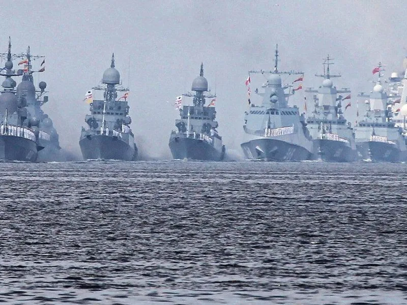 Rusia a înconjurat Ucraina. Mișcările navale rusești vizează Marea Neagră/FOTO: themoscowtimes.com