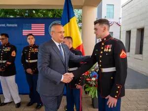 Nicolae Ciucă, de Ziua Independenței SUA: „Suntem cu inima alături de prietenii noştri americani” - Foto: Facebook / Nicolae Ciucă