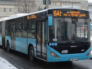 Autobuzele nu mai au voie pe liniile de tramvai. FOTO: Facebook