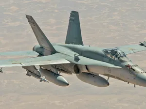 Șase avioane CF-188 Hornet ale Forţelor Aeriene Regale Canadiene, pregătite să apere cerul României. / Foto: ctnews.ro