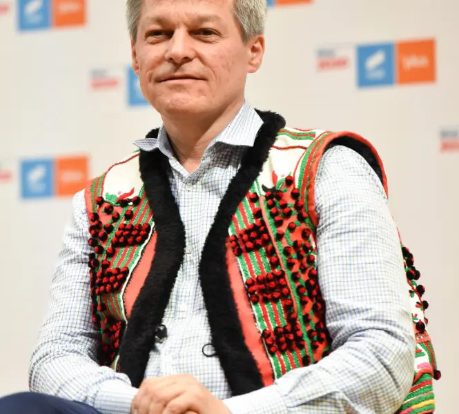 Dacian Cioloș Foto: Facebook