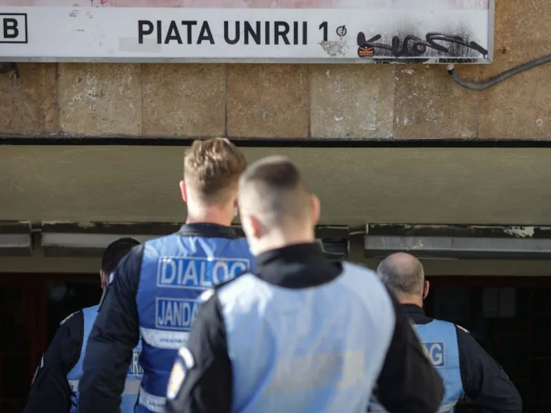 109 persoane au fost amendate cu 145.000 de lei, după protestul de la metrou. Foto Inquam Photos/Octav Ganea