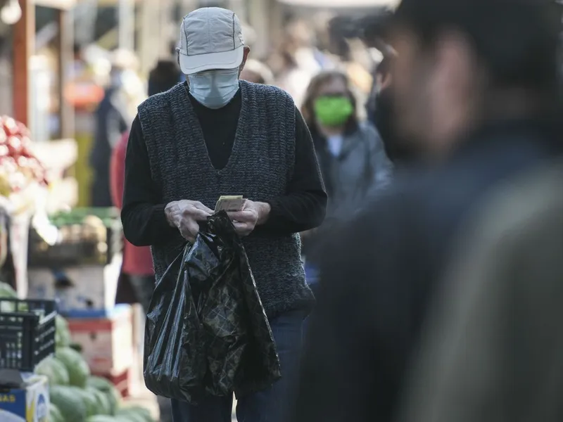 Salariul minim pe economie. Efectele creșterii lor asupra mediul de afaceri. Foto  Inquam Photos/Alberto Grosescu