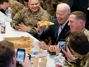 VIDEO Joe Biden a vizitat soldaţii americani în Polonia, aproape de graniţa cu Ucraina / Marca