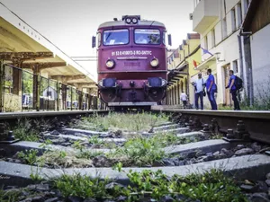 Călătorii care folosesc anumite rute pe CFR trebuie să știe că trenurile vor avea întârzieri Foto: Facebook/CFR