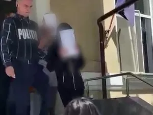 VIDEO Om de afaceri italian, ucis după ce a fost prins în casa iubitei de fostul soţ. L-au tranșat / observatornews