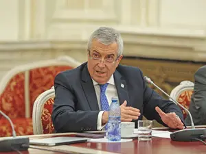 VICTIMIZARE Călin Popescu Tăriceanu a susținut că a fost ascultat timp de șapte ani. De fapt, a fost interceptat doar patru luni