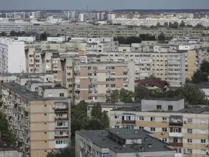 Cum îţi pierzi casa, dacă nu plăteşti întreţinerea datorată la bloc - Foto: INQUAM PHOTOS/Octav Ganea