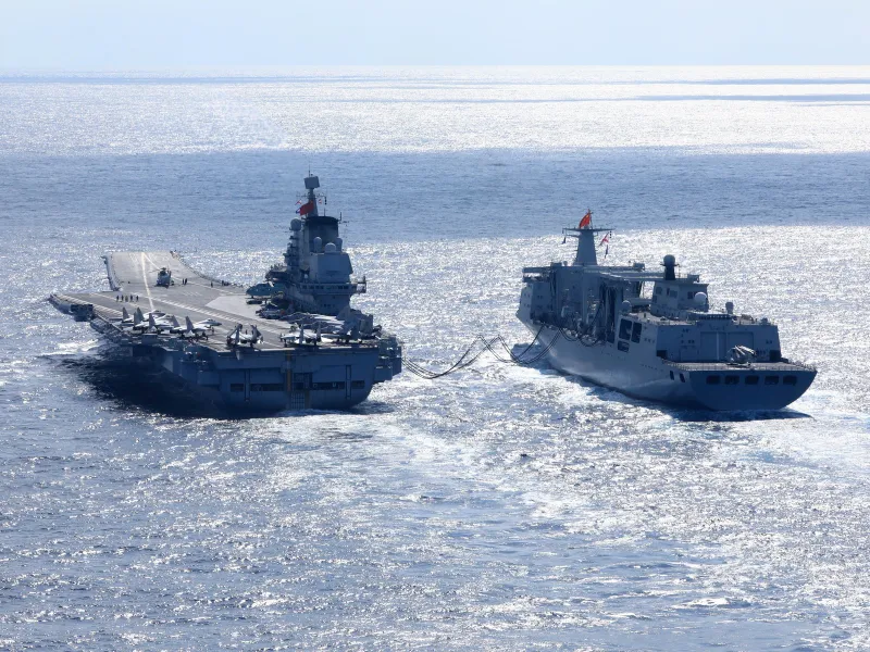 China șicanează cu nave de război Taiwanul și Indonezia. SUA, Canada, Germania stau la pândă  - Foto: Profimedia Images