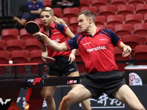 Românii Bernadette Szocs şi Ovidiu Ionescu, în semifinale, la dublu mixt, la Jocurile Europene - Foto: Facebook/Federația Română de Tenis de Masă