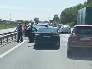 Accident în lanț cu patru mașini, pe autostrada A1 Pitești-București, la Ciorogârla. / Foto: infotraficromania.ro