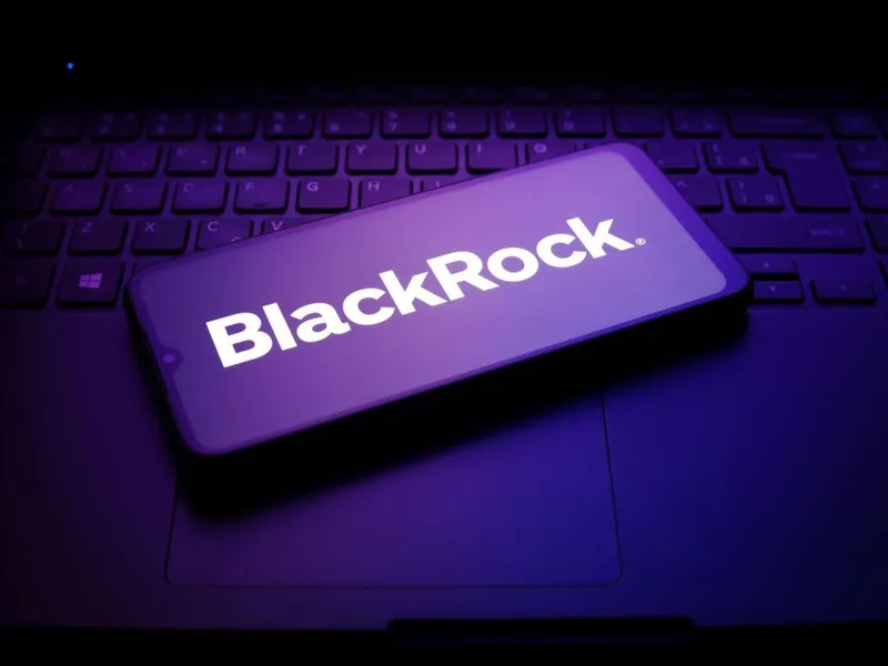 Black Rock, care a cumpărat cu 23.000.000.000 $. Canalul Panama. Ce produc, în România la Ţăndărei? - Foto: Profimedia Images