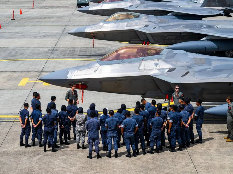 Baza Langley Air Force din Statele Unite a fost survolată de drone rusești Foto: profimediaimages.ro