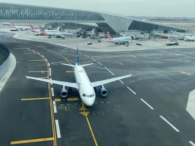 VIDEO Un pilot moare având cu sute de pasageri la bord. Zburau cu o companie iubită de români - Foto: Profimedia Images (Imagine cu caracter ilustrativ)