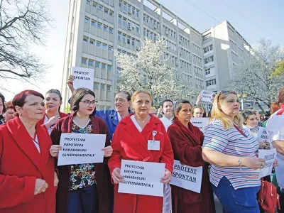 REACȚIE  Schimbările haotice din sistemul medical au fost prilejul a numeroase proteste în ultimii ani - Foto: INQUAM PHOTOS/ George Călin