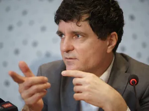 Nicuşor Dan, privind ratingul Fitch: Confirmă eforturile noastre de a stabiliza financiar municipiul - Foto: Profimedia Images/ Imagine cu caracter ilustrativ