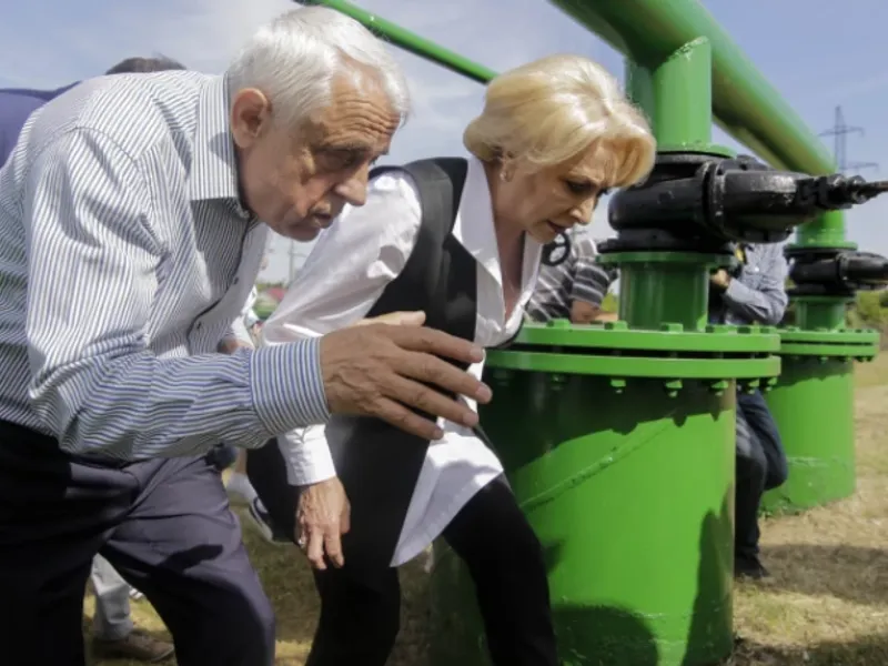 Petre Daea și Viorica Dăncilă sunt „părinții” proiectului „Casa de comerț Unirea”/FOTO: Inquam Photos / George Călin