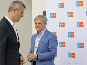 Dan Barna și Dacian Cioloș nu îl mai vor premier pe Florin Cîțu. FOTO: Facebook