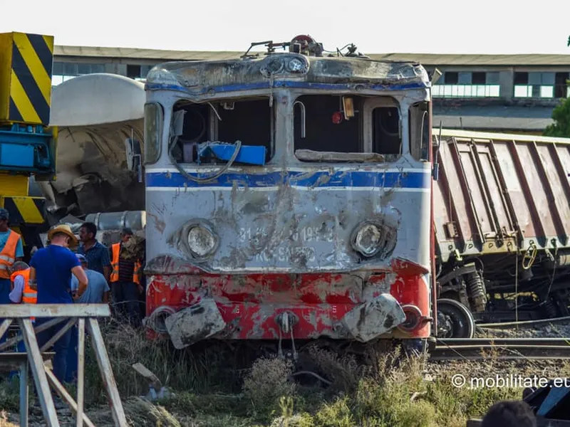 CFR închiriază locomotivele bune la privați și pentru călătorii săi ține locomotivele defecte. Foto Mobilitate.eu