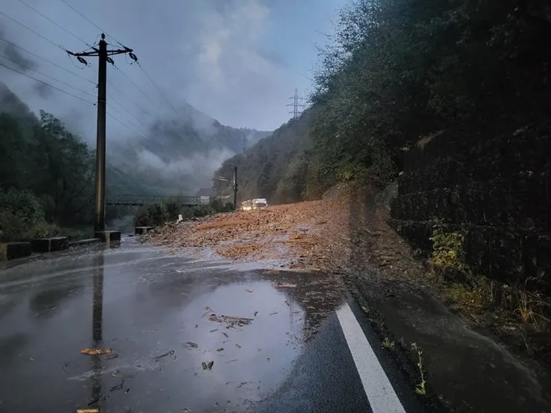 Valea Oltului, COMPLET BLOCATĂ, după ce a fost închisă o lună. Când se reia circulația normală - Foto: Facebook(imagine cu rol ilustrativ)