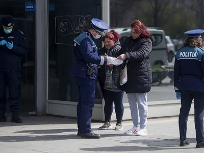 Din vremea stării de urgență. Foto: Inquam Photos -Alexandra Pandrea.