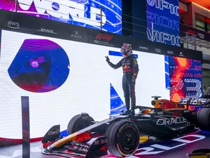 Max Verstappen, triplu campion mondial de Formula 1 la doar 26 de ani. Mai sunt 6 curse din sezon - Foto: Profimedia Images