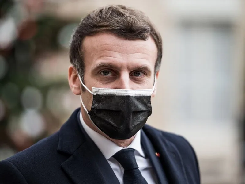 Emmanuel Macron se află în autoizolare/FOTO: Observator.ro