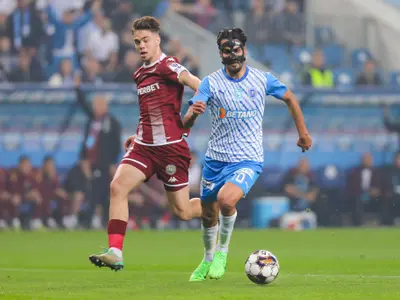 Universitatea Craiova a bătut Rapid, scor 2-1, în 10 oameni. Bergodi: Ne-am făcut harakiri - Foto: Facebook/Universitatea Craiova