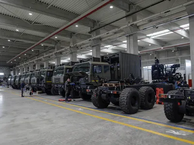 Iveco vinde divizia Defense. Are în România o fabrică în care se produc camioane de 490.000.000€ - FOTO: Inquam Photos / Octav Ganea