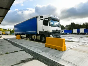 Camionagiii din România estimează creșterea costurilor cu 15% în 2024. Cer tarife de referință - Foto: voltronas.lt - Rol ilustrativ