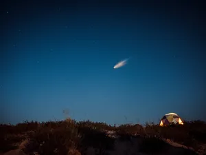 Un meteorit cât patru pui de elefant a căzut în Texas. S-a simțit ca un cutremur Foto: pexels.com