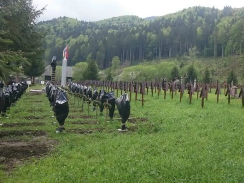 Cimitirul din Valea Uzului