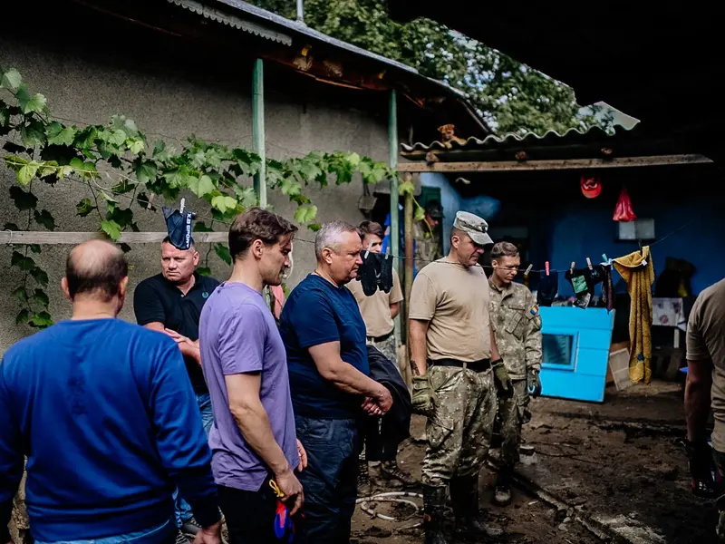 Viitură pe Dunăre. Ciucă avertizează autoritățile: ”E obligatoriu să garantăm siguranţa oamenilor!” - FOTO: Facebook Nicolae Ciucă(imagine cu rol ilustrativ)