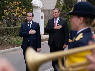 Premierul Ludovic Orban și ministrul Apărării, Nicolae Ciucă/FOTO: guv.ro